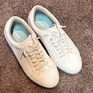 Dr. Scholl's White Casual Sneakers
